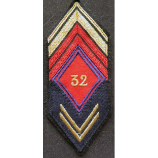 caporal chef engagé 2 barres ancienneté du 32° régiment d'artillerie