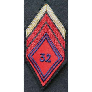 LOSANGE DE BRAS MODÈLE 45 : caporal chef PDL du 32° régiment d'artillerie