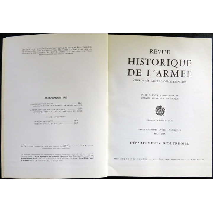 Revue historique de l'armée - 1967 - 23° année N° 3 insigne métallique Drago sur la couverture