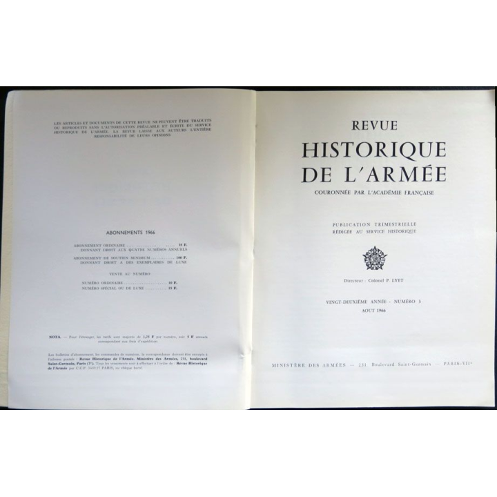 Revue historique de l'armée - 1966 - 22° année N° 3 insigne métallique Drago sur la couverture