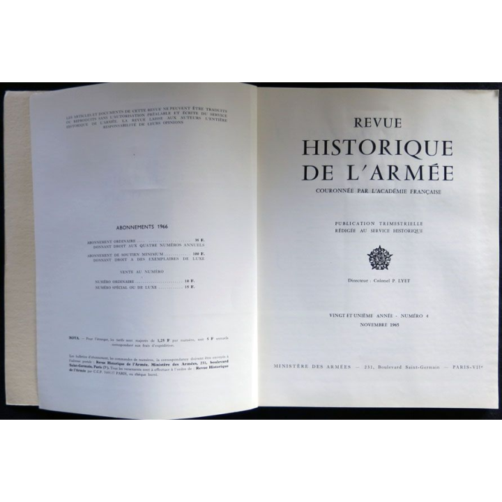 Revue historique de l'armée - 1965 - 21° année N° 4 insigne métallique Drago sur la couverture