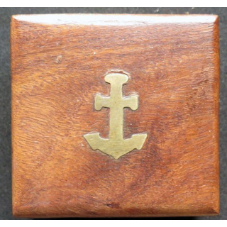 Boussole dans boitier bois avec ancre de marine en laiton 7 x 7 cm