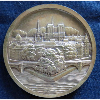 PP : Plaque souvenir de la Préfecture de Police de Paris fabrication P Turin  68 mm bronze