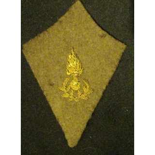 SOUTACHE : patte de col d'officier d'administration EN CANNETILLE 1907