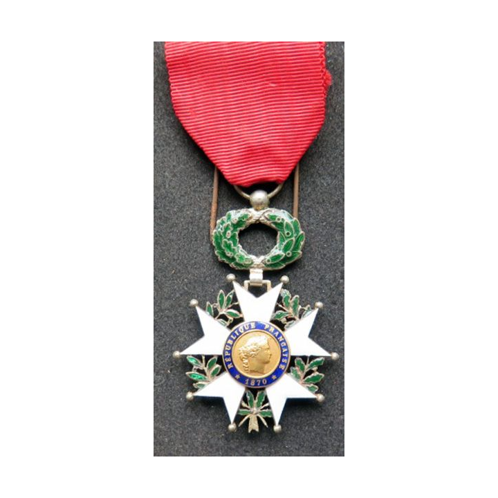 FRANCE : croix de chevalier de la Légion d'Honneur émaux parfaits