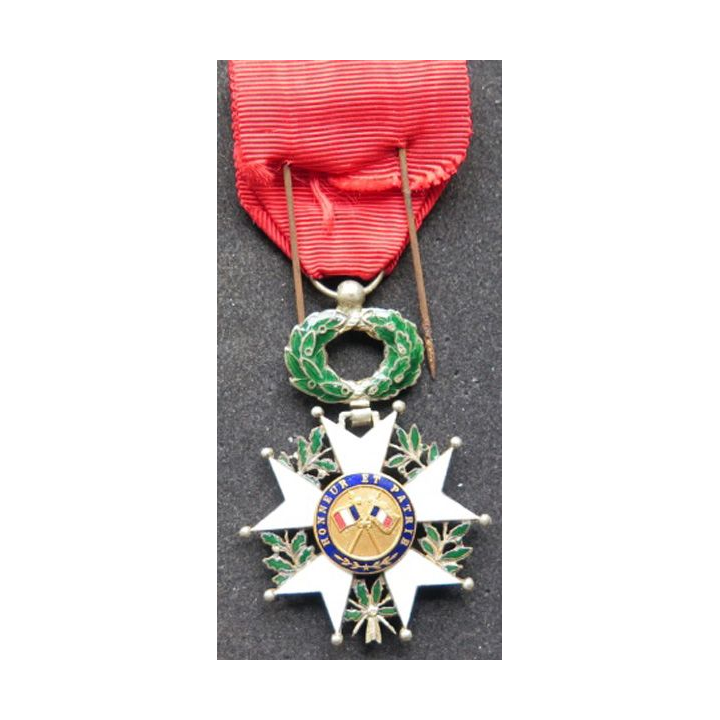 FRANCE : croix de chevalier de la Légion d'Honneur émaux parfaits