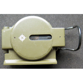 Boussole de type ranger compass 7,5 x 5,8 cm vert armée