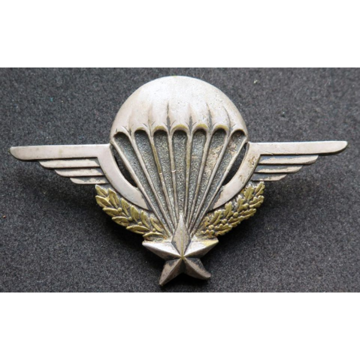 brevet parachutiste Drago Romainville numéroté 156 229 année 1959