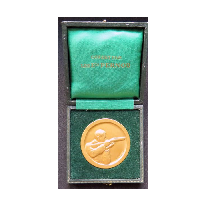 médaille de bronze doré de tir et éducation physique offert par le ministre 