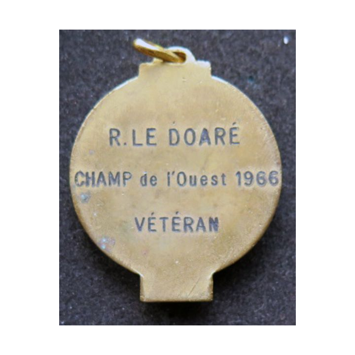médaille dorée de tir du championnat de l'Ouest 1966 vétéran Le Doaré.