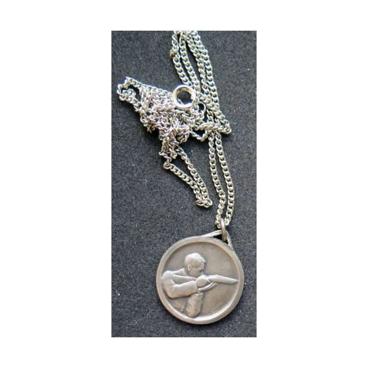 médaille argentée de tir avec chaînette argentée diamètre 2,5 cm