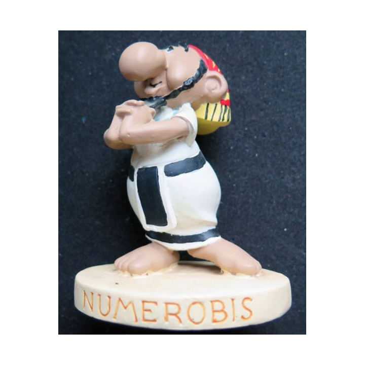 Numerobis en résine plastoy collectoys Atlas 2000 hauteur 8,5 cm