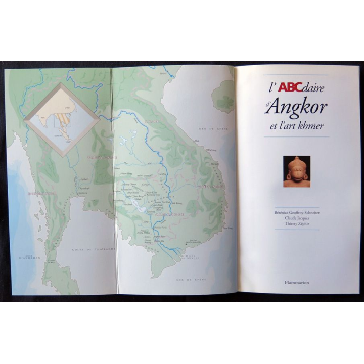 L'ABCdaire d'Angkor et l'art khmer écrit par Bérénice Geoffroy-Schneiter aux éditions Flammarion