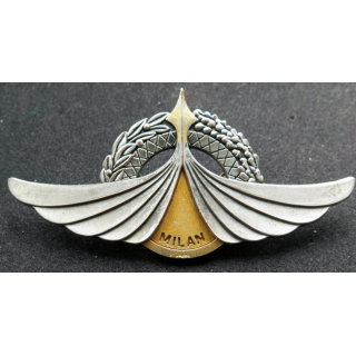 INFANTERIE : insigne métallique de brevet de tireur milan de fabrication Delsart G 86