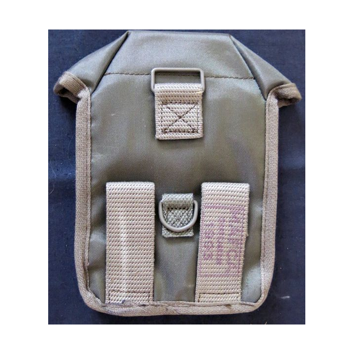 MILITARIA : porte chargeur pour Famas en toile  (C196)