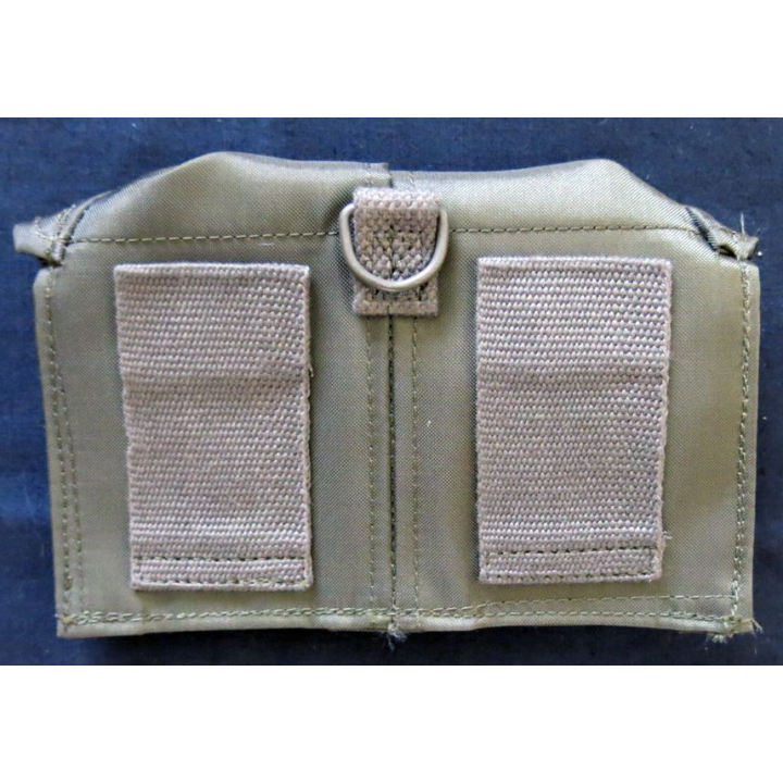 MILITARIA : porte chargeur pour Famas en toile