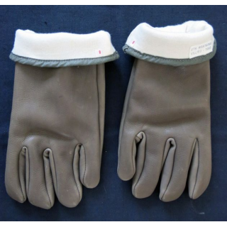 Paire de Gants de combat "cuir" vert avec feutrine blanche intérieure armée française taille 8