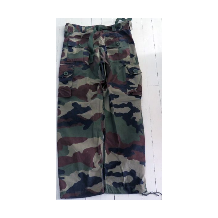 Pantalon de combat camouflé Guérilla taille M 42 - 44 en très bon état