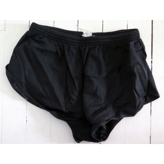 Short noir taille 84