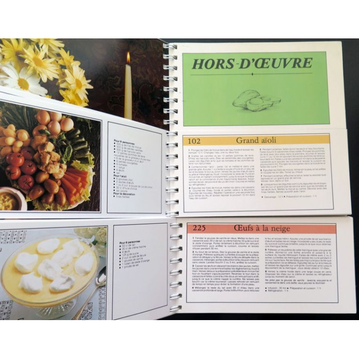 Livre un million de menus à la carte de Robert Carrier chez Nathan cartonné 