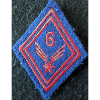 LOSANGE DE BRAS MODÈLE 45 : 6° GHL ALAT Troupe de l'Infanterie fil de laine rouge