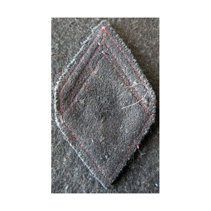 LOSANGE DE BRAS MODÈLE 45 : galon de 1° classe du 1° GAOA ALAT (Artillerie)