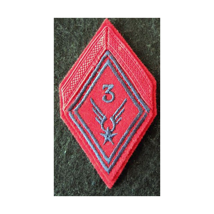 LOSANGE DE BRAS MODÈLE 45 : galon de 1° classe du 3° GALAT ALAT (Artillerie)