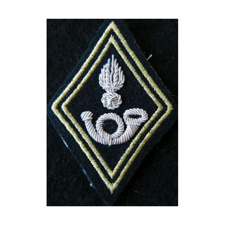 LOSANGE DE BRAS MODÈLE 45 : officiers chasseurs (Alpins, à pied) Instruction en cannetille