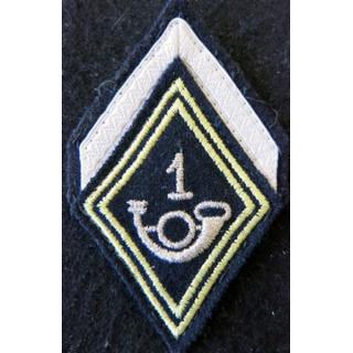 LOSANGE DE BRAS MODÈLE 45 : galon de sergent appelé du 1° Groupe de chasseurs