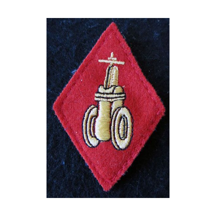 LOSANGE DE BRAS MODÈLE 45 :  agent technique du Service des essences des armées SEA