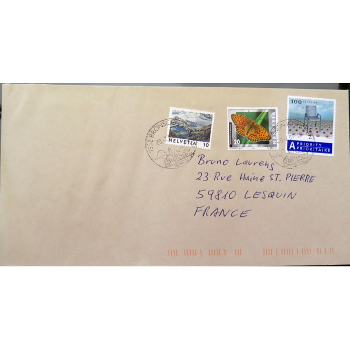 Enveloppe prioritaire avec 3 timbres Suisse