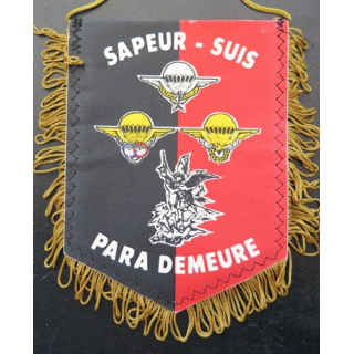 17° RGP : fanion les Caporaux chefs 17° régiment du génie parachutiste