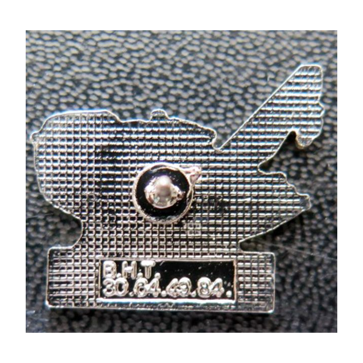 Pin's de GIAT industries char polyvalent du génie