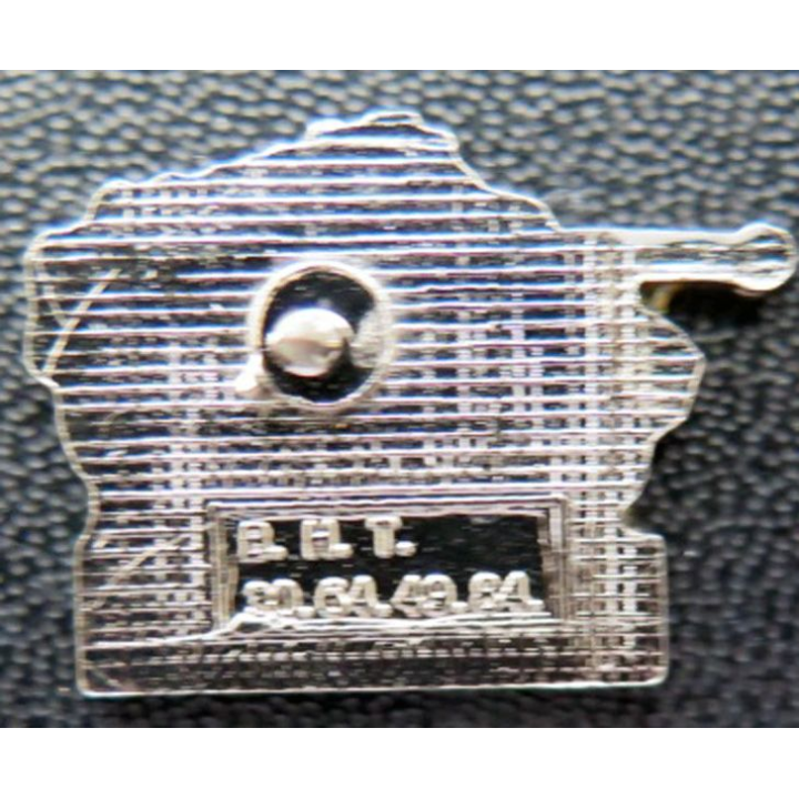 Pin's de GIAT industries char 6x6