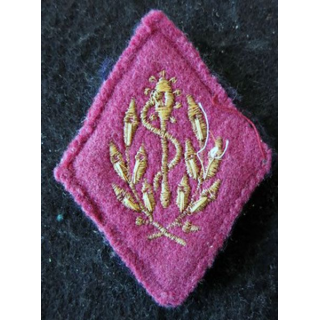LOSANGE DE BRAS MODÈLE 45 :  auxiliaire sanitaire sous-officier du Service de santé des armées