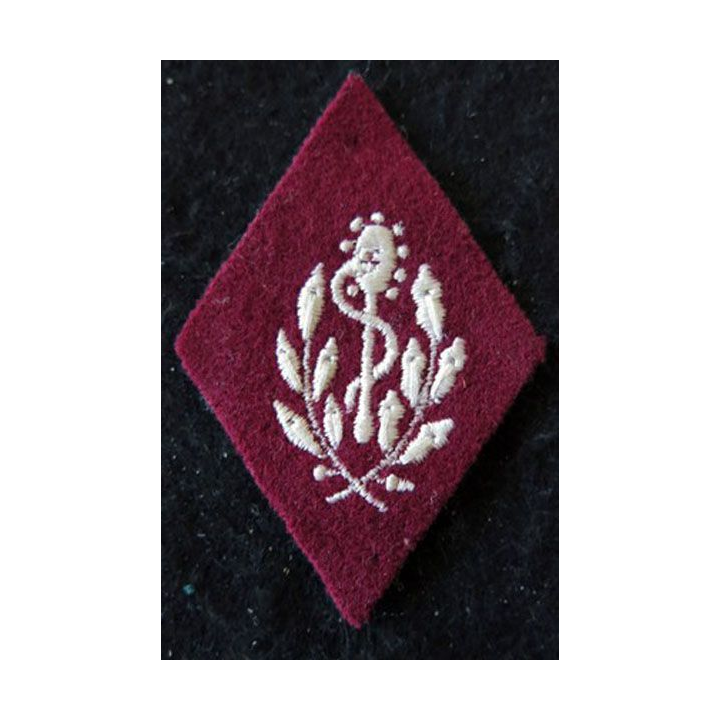LOSANGE DE BRAS MODÈLE 45 :  auxiliaire sanitaire troupe (variante) du Service de santé des armées
