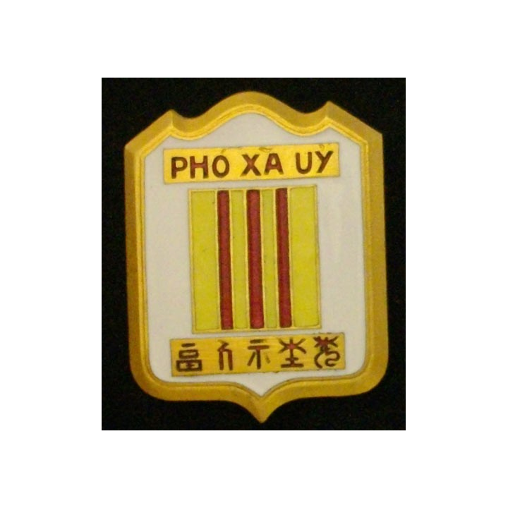 VIETNAM : PHO XA UY COMMISSAIRE COMMUNAL ADJOINT EMAIL