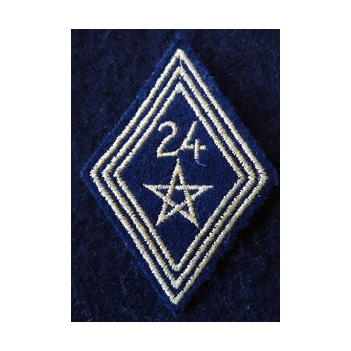 LOSANGE DE BRAS MODÈLE 45 :  modèle troupe 24° régiment de spahis FFA 1958