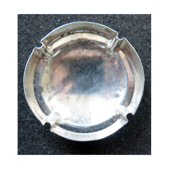Capsule Muselet de champagne Juget-Brunet n° 6 noir avec trait d'union