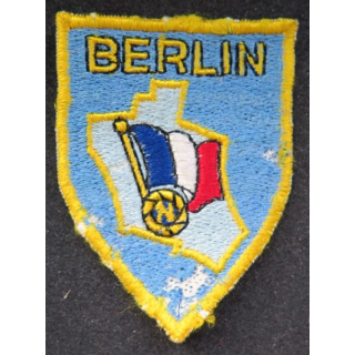 BERLIN :  insigne tissu des troupes françaises stationnées à Berlin
