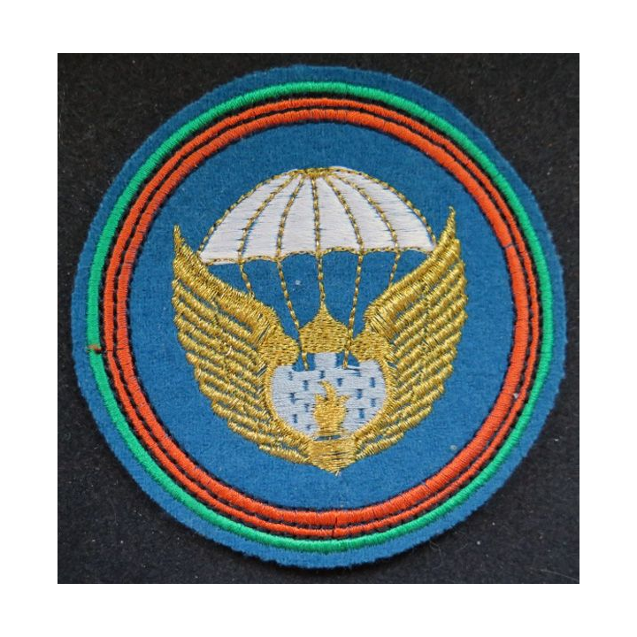 RUSSIE : insigne tissu de la 106° division aéroportée russe 8,5 cm