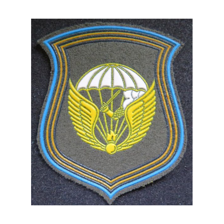 RUSSIE : insigne tissu et caoutchouc de la 98° division aéroportée russe 7 x 9 cm