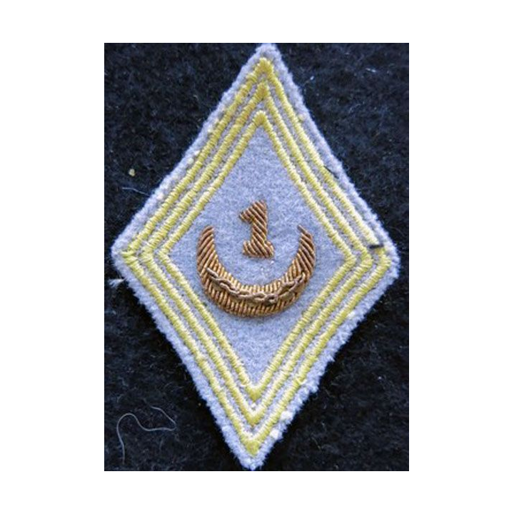 LOSANGE DE BRAS MODÈLE 45 : officiers du 1° régiment de  tirailleurs algériens en cannetille