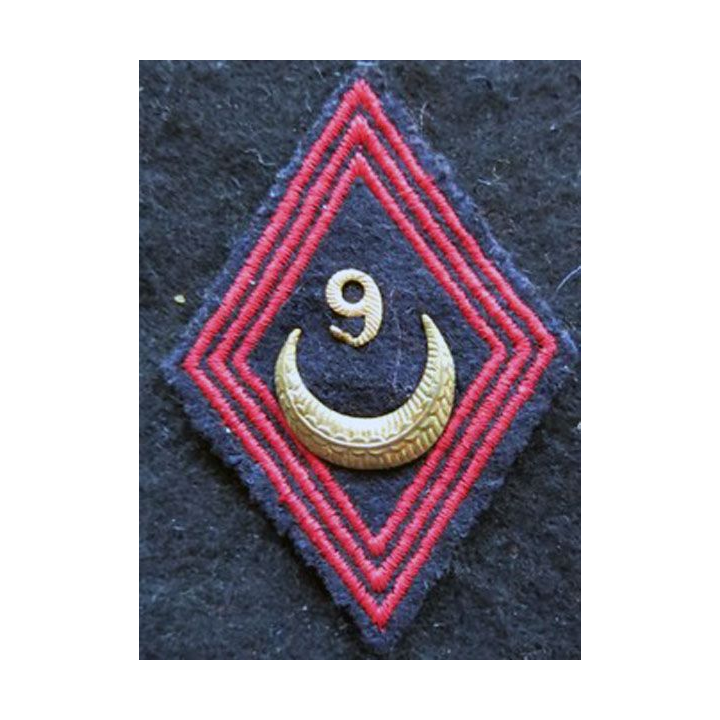 LOSANGE DE BRAS MODÈLE 45 : modèle sous officiers 9° régiment de Zouaves 1954 AFN attributs métal