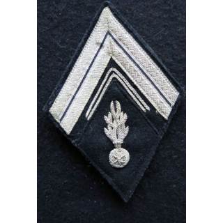 LOSANGE DE BRAS MODÈLE 45 : modèle précoce maréchal des logis Gendarmerie en Indochine (cannetille)