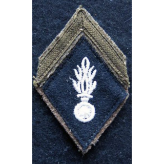 LOSANGE DE BRAS MODÈLE 45 :  1° classe auxiliaire de Gendarmerie période Algérie avant 1962