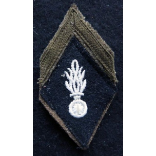 LOSANGE DE BRAS MODÈLE 45 :  1° classe auxiliaire de Gendarmerie période Algérie avant 1962