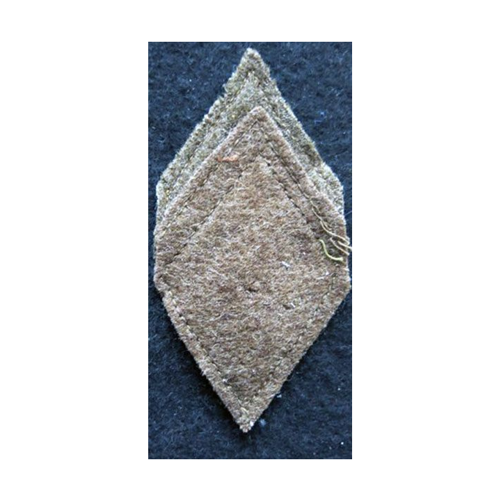 LOSANGE DE BRAS MODÈLE 45 :  1° classe auxiliaire de Gendarmerie période Algérie avant 1962