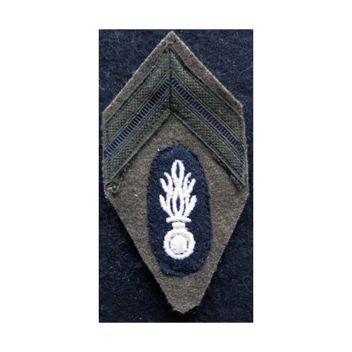 LOSANGE DE BRAS MODÈLE 45 :  Caporal auxiliaire de Gendarmerie période Algérie avant 1962