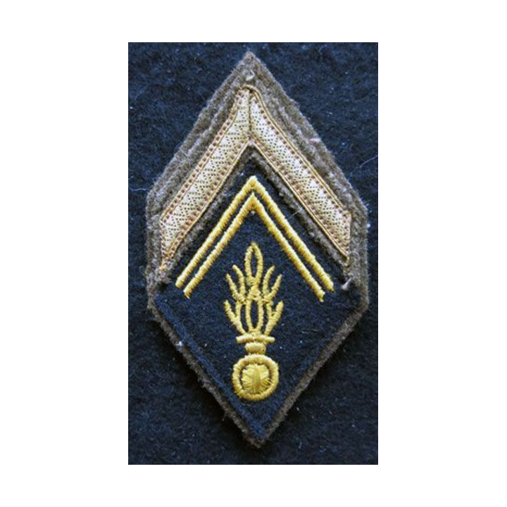LOSANGE DE BRAS MODÈLE 45 :  maréchal des logis auxiliaire de Gendarmerie période Algérie avant 1962